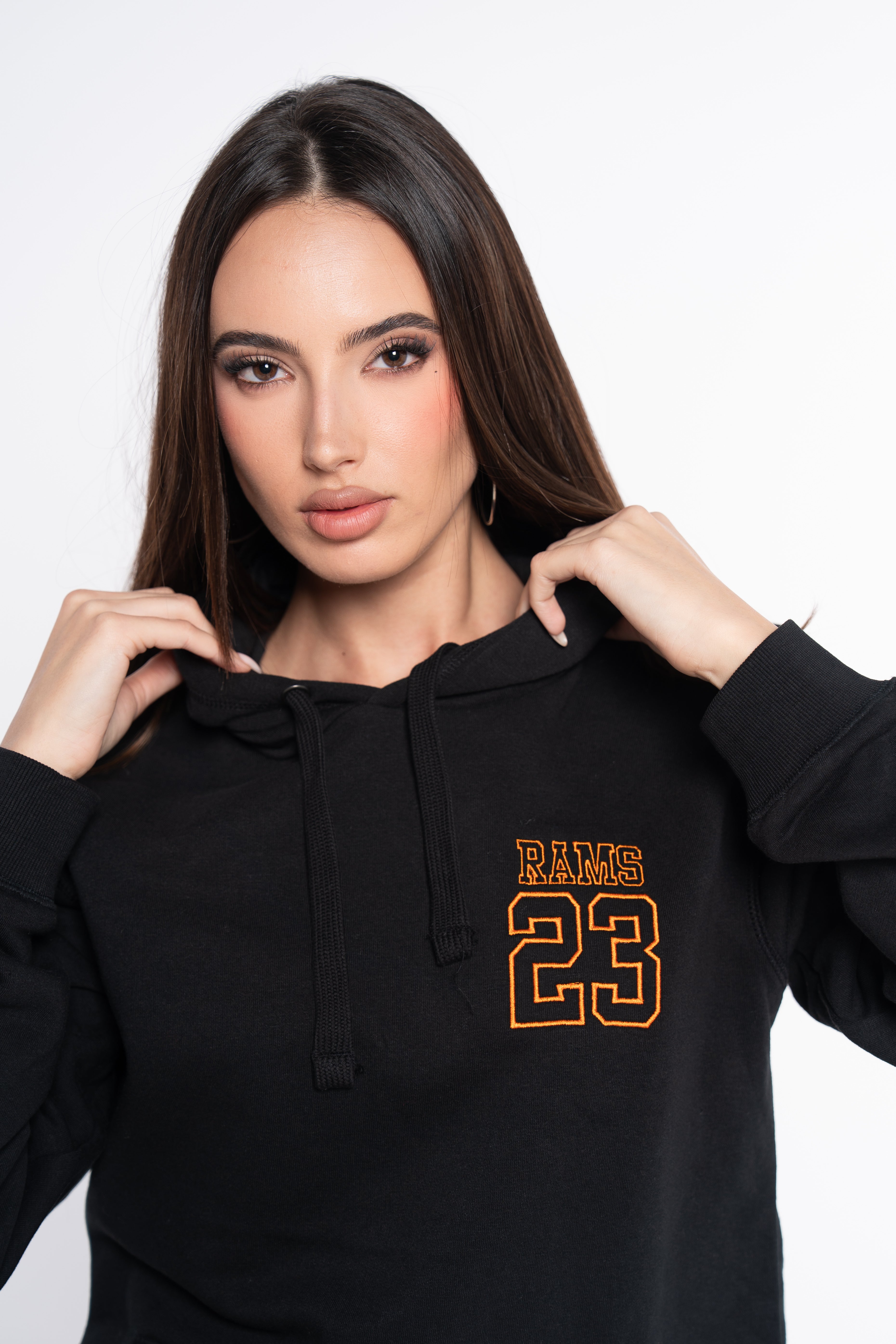 SUDADERA BORDADO SILUETA NEGRO