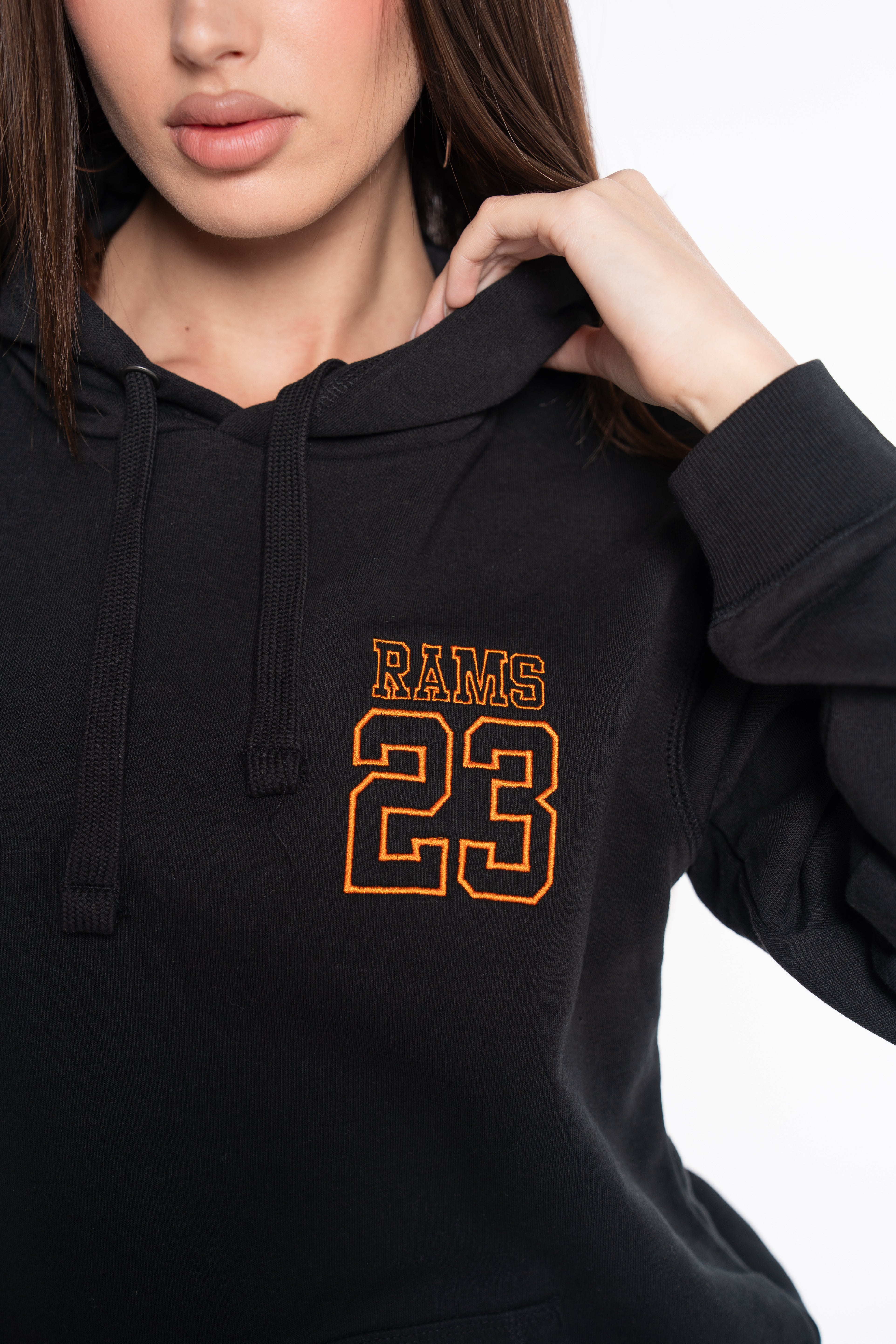 SUDADERA BORDADO SILUETA NEGRO