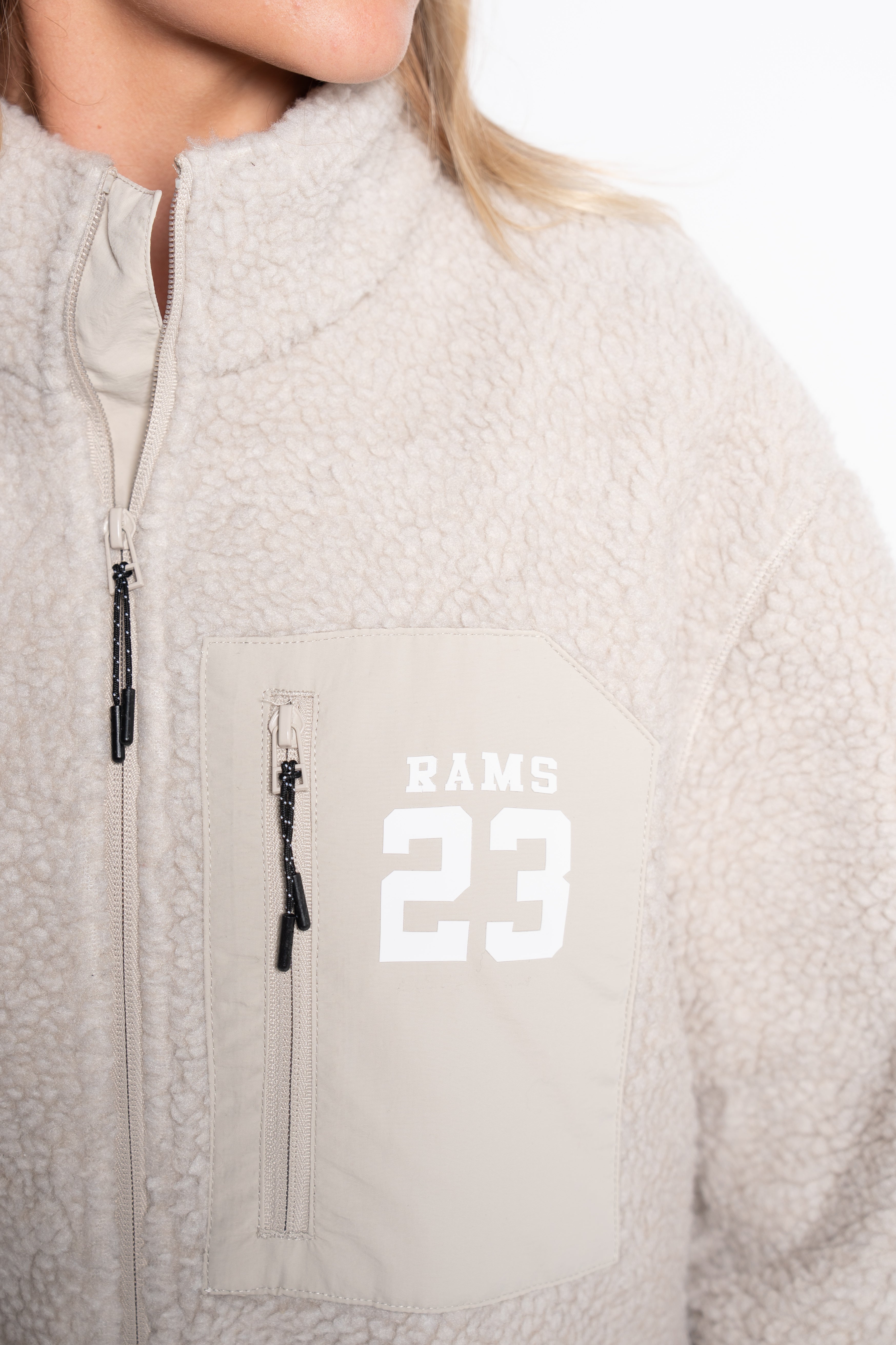 CHAQUETA SHERPA CREMA