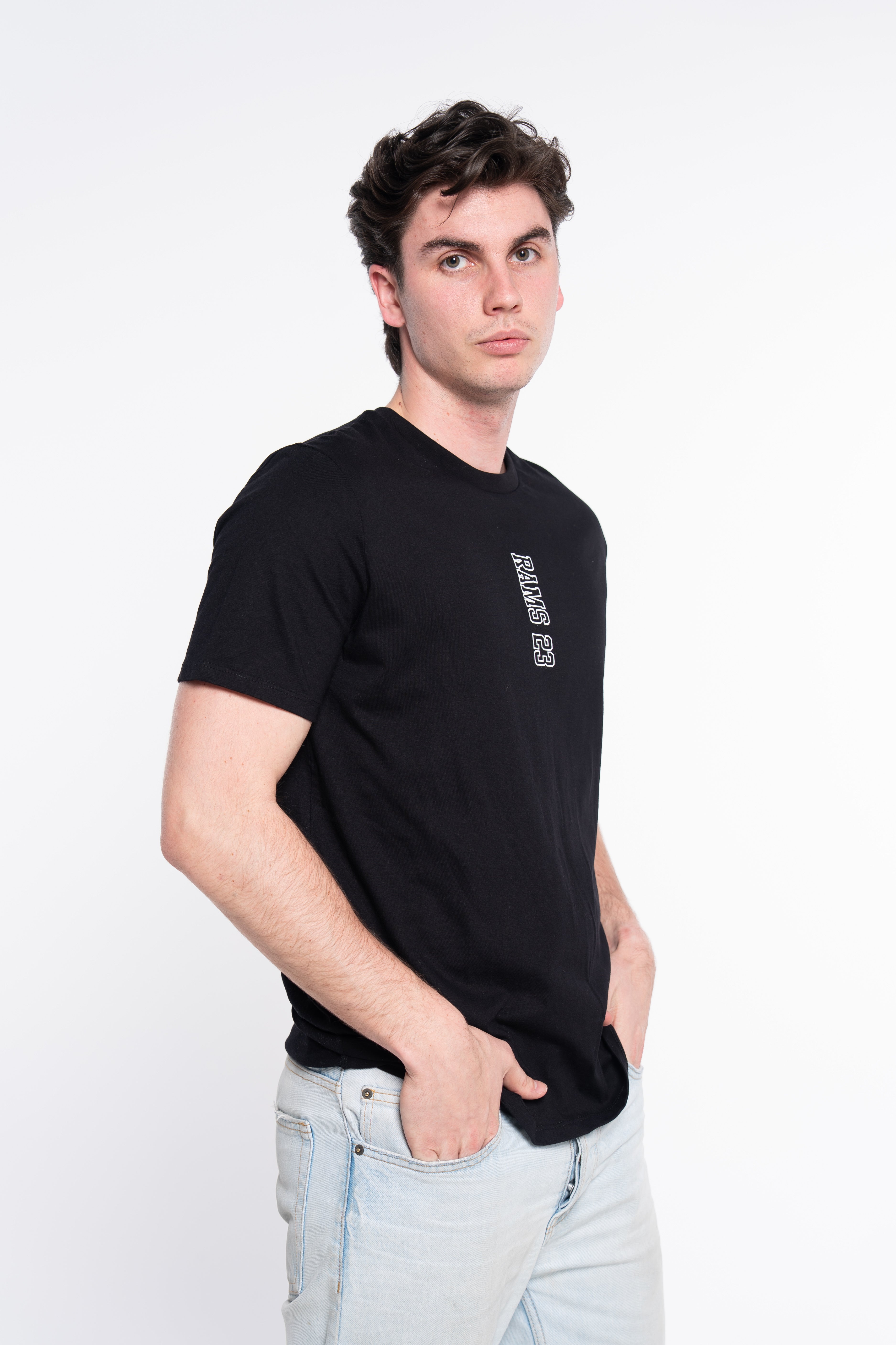 CAMISETA VERTICAL NEGRO