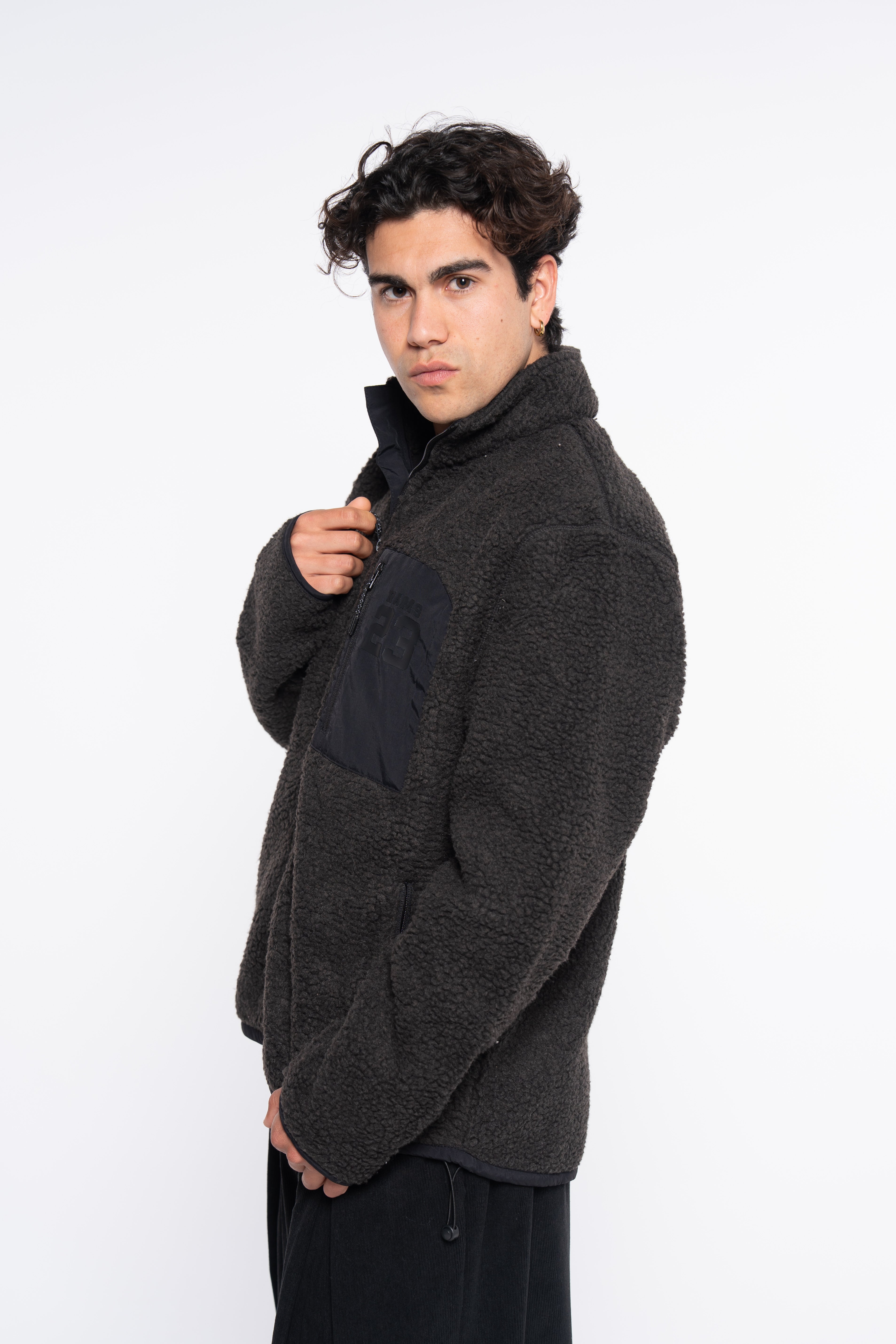 CHAQUETA SHERPA NEGRA