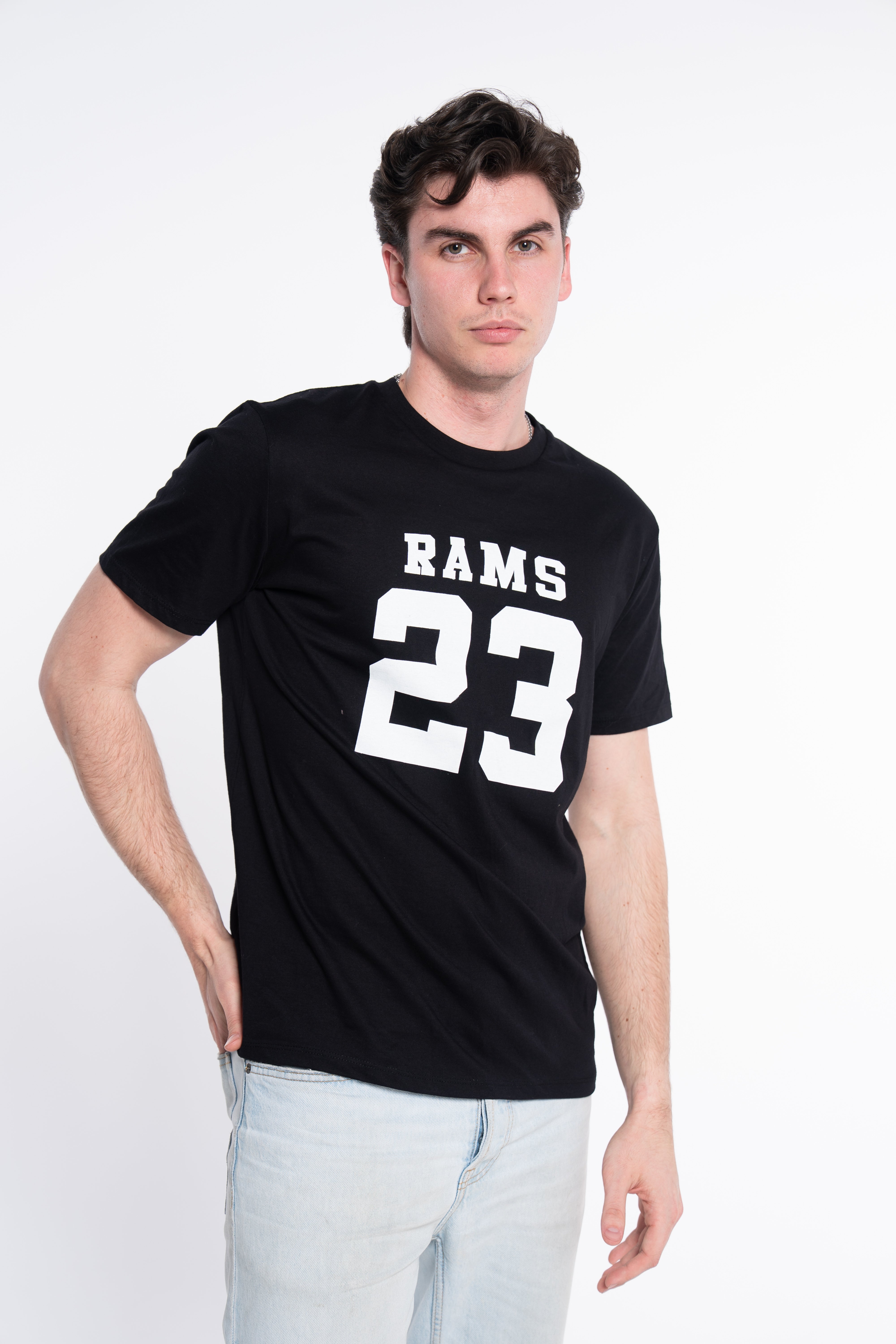 CAMISETA CLASSIC LOGO NEGRO