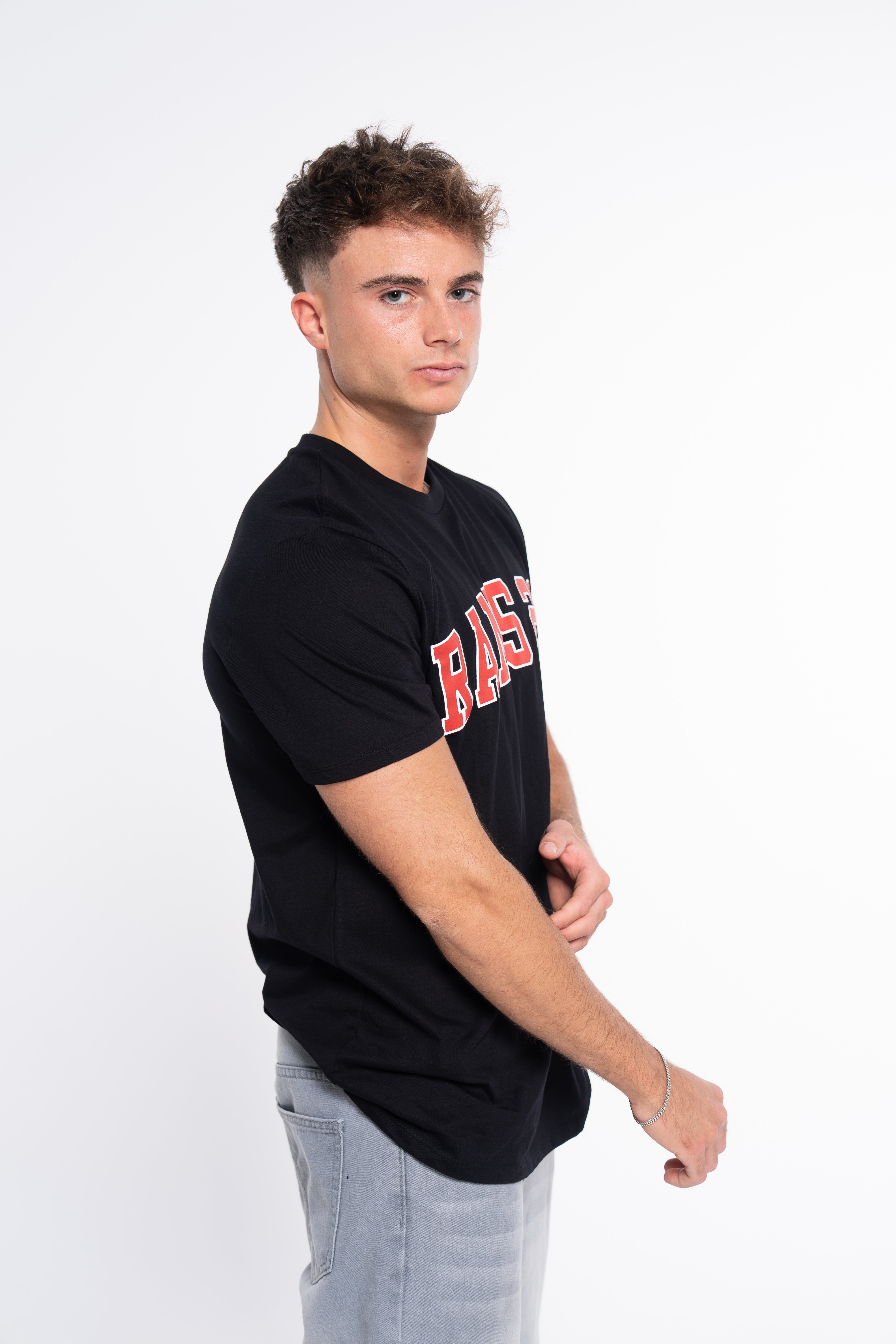CAMISETA CLASSIC UNIVERSITY NEGRA