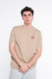 CAMISETA CLASSSIC LOGO BORDADO MARRON